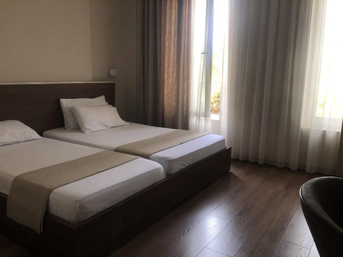 Soleo Hotel Tiranë Ngoại thất bức ảnh